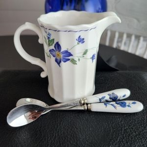 Mikasa China Creamer 8oz.